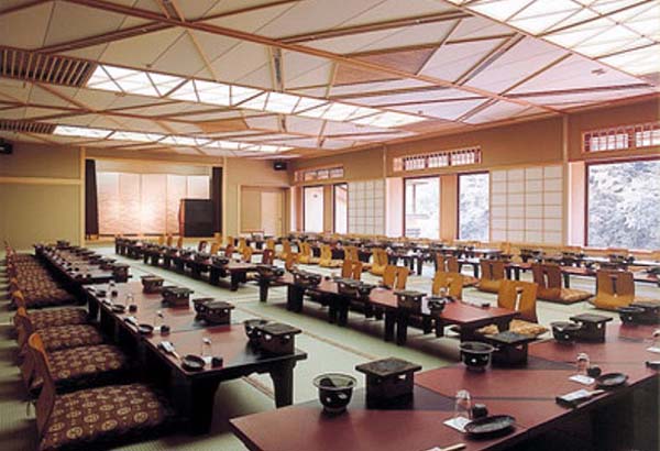 L'HOTEL PIÙ ANTICO DEL MONDO – Nisiyama Onsen Keiunkan in Giappone
