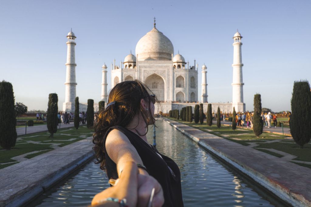 The Nomad Happiness - Taj Mahal